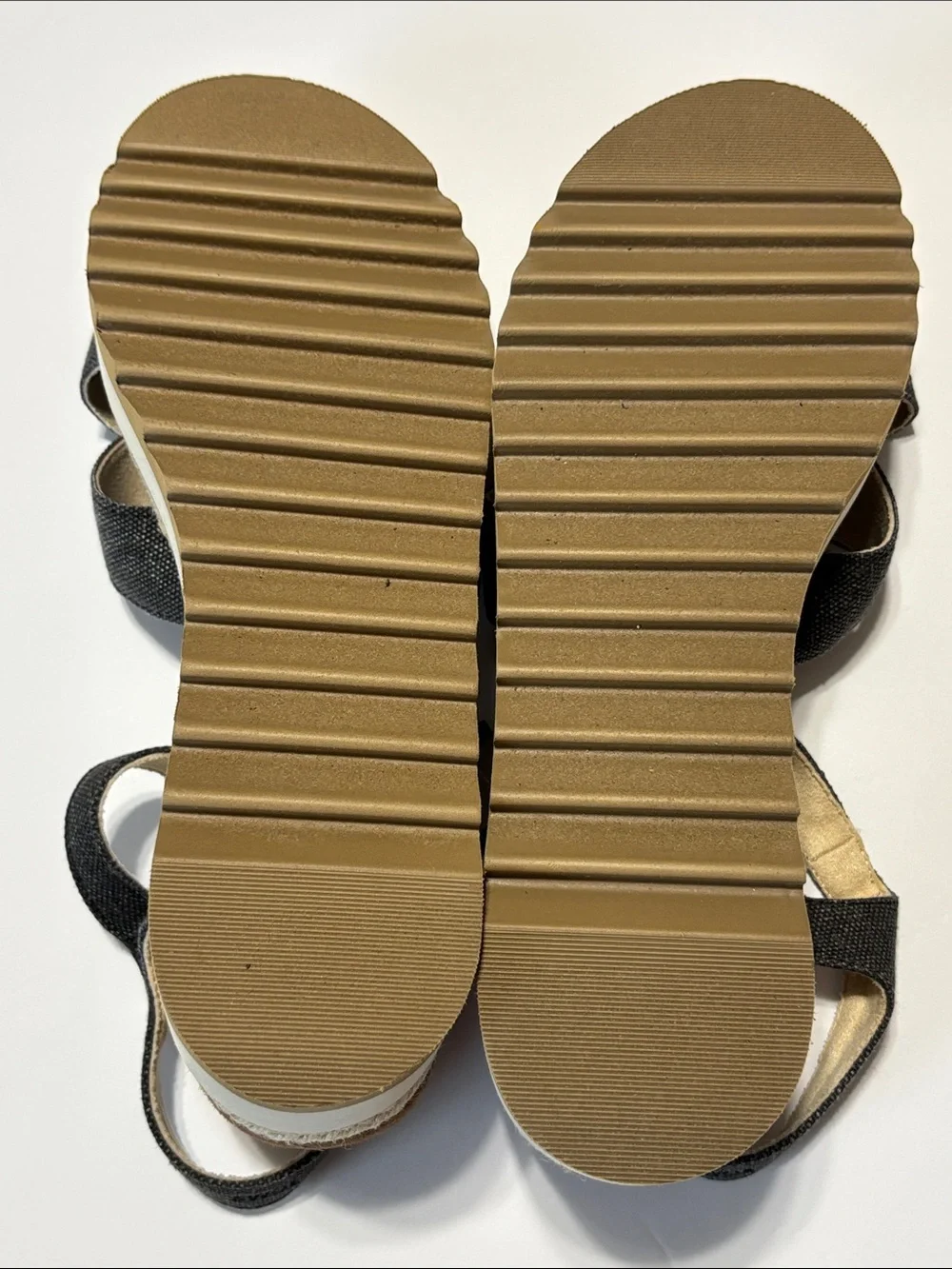 TOMS Gia Black Chambray Canvas Platform Wedge Sandal Size 10--NWT